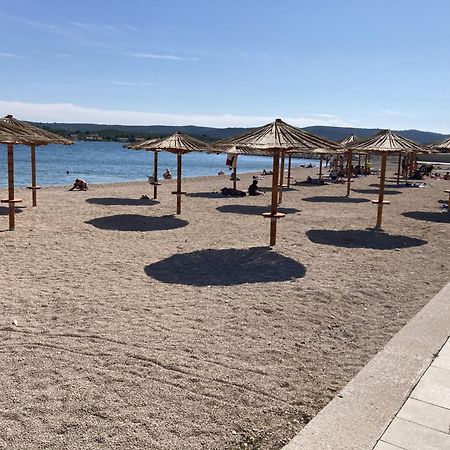Apartman Туран Екстериор снимка